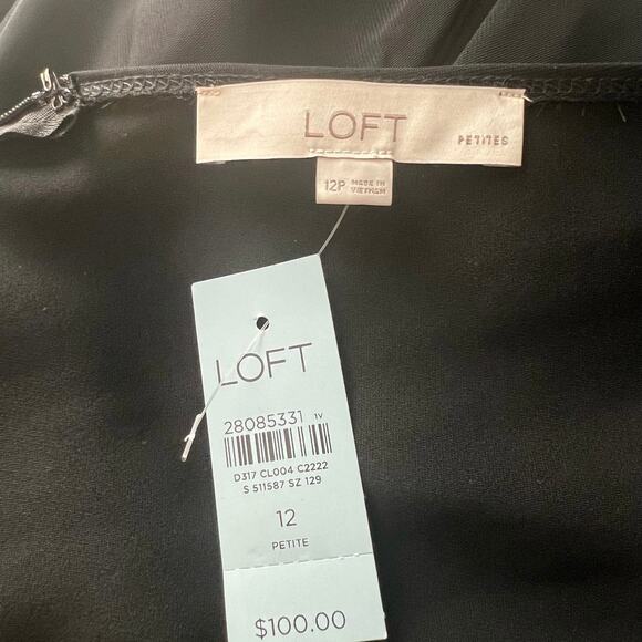 NWOT Loft Petites Woman's Black V-Back Jumpsuit- Size 12P - Picture 7 of 15